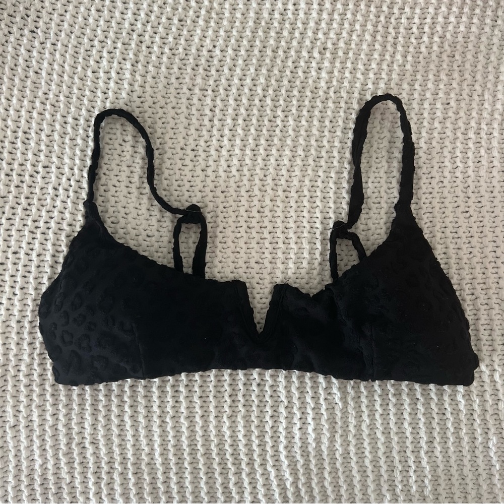 Rvca Wild V Wire Bikini Top